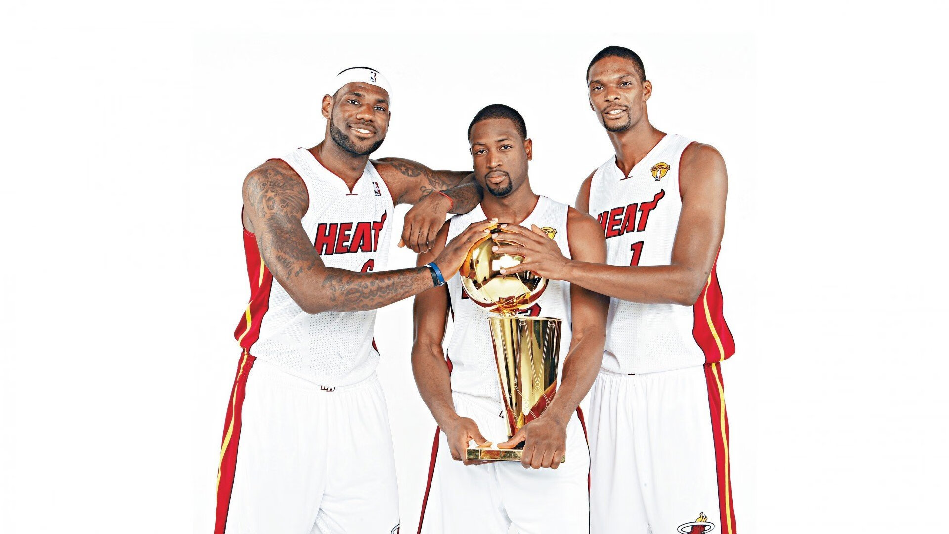 休斯顿火箭士气爆棚，全锦赛四强战遇上热刺，目标明确直指晋级