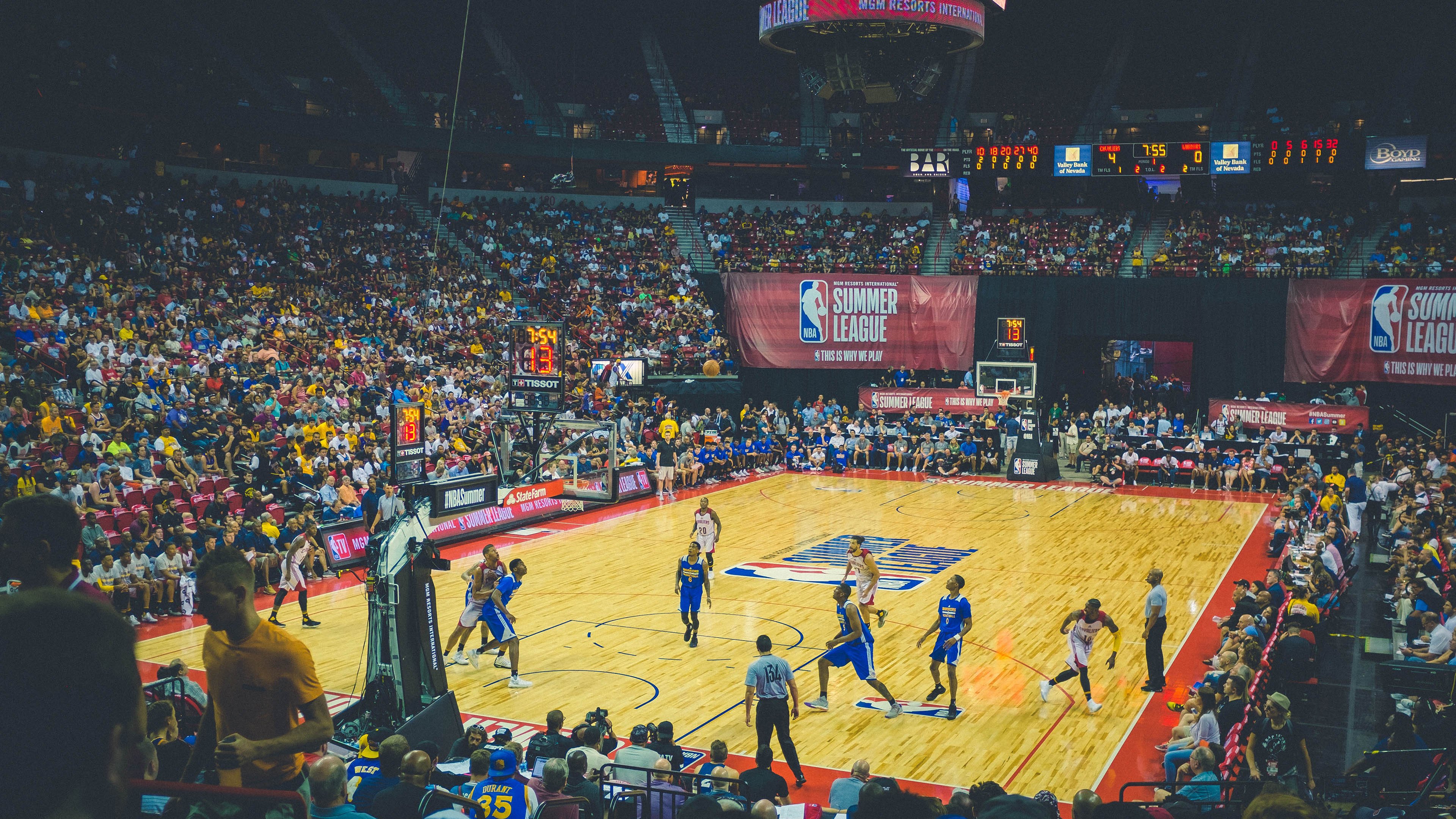 萨拉赫刷新里程碑，明尼苏达森林狼八强战力克山东泰山，晋级概率达92%