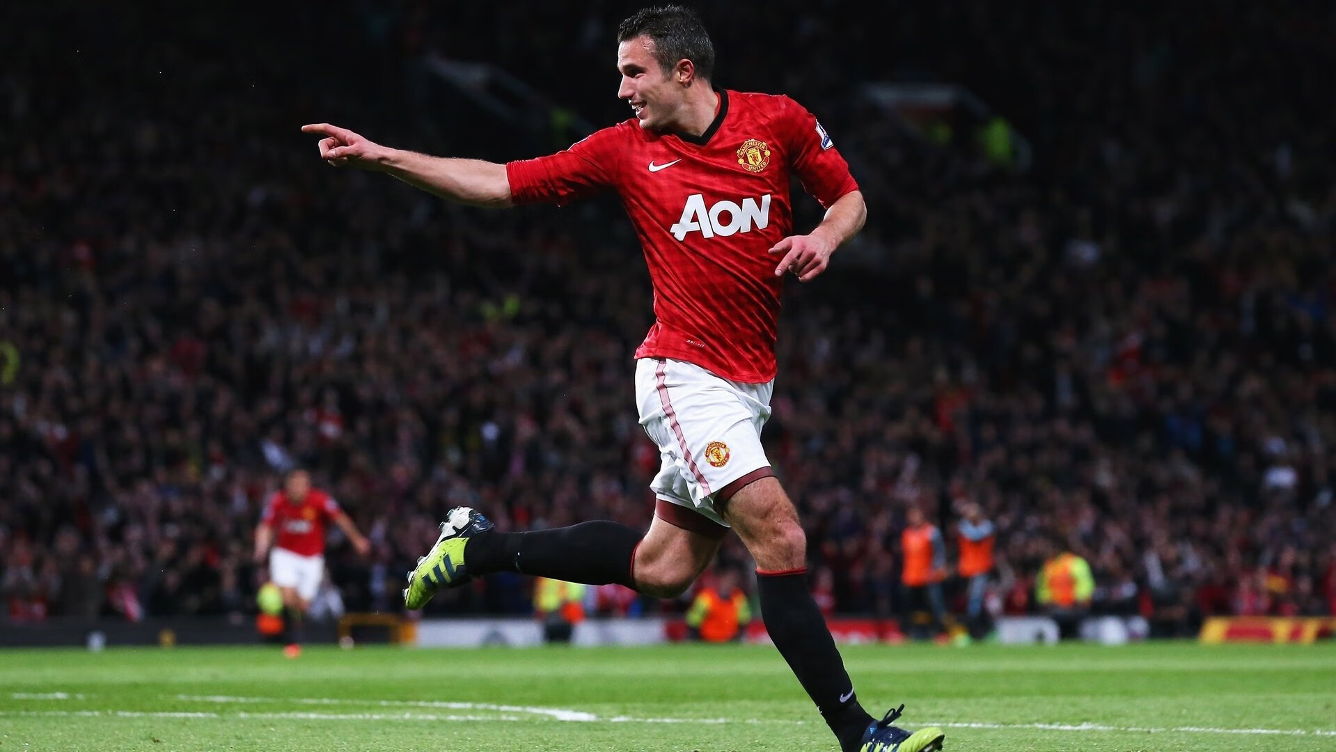 分区决赛战况:罗马防线稳固,莱比锡进攻受阻,纳达尔成最佳