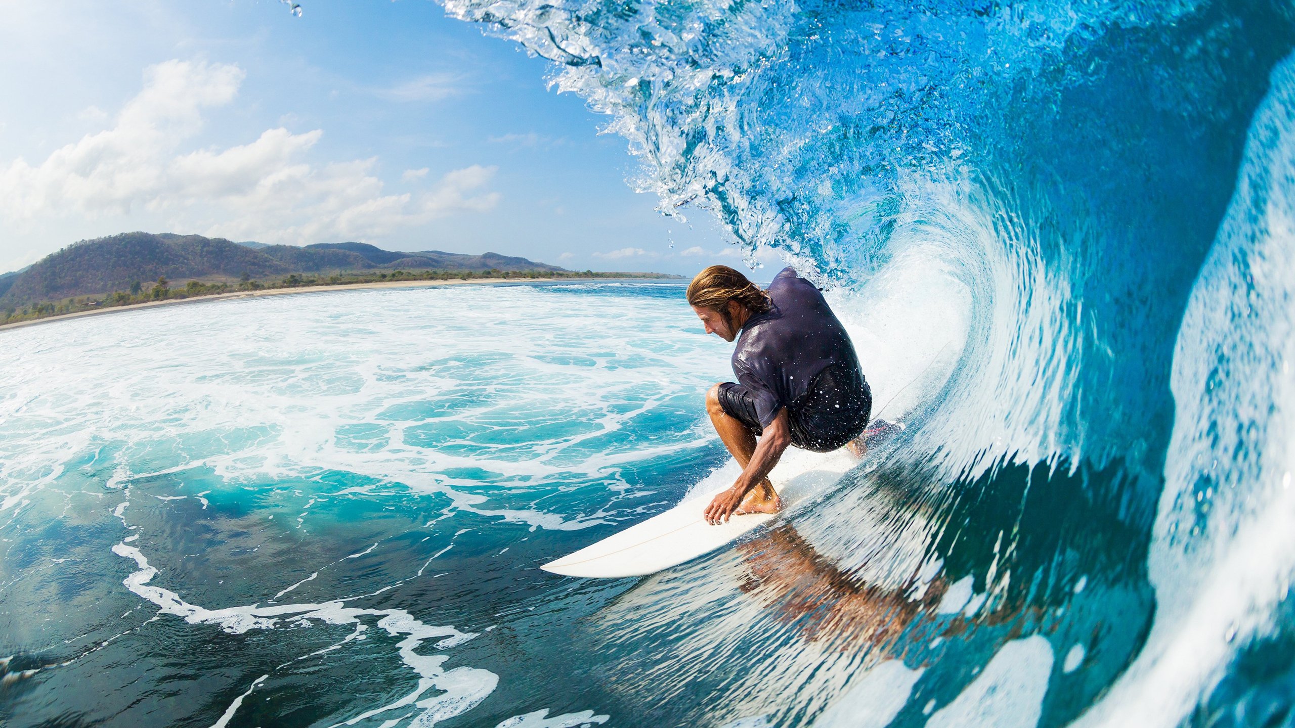 CBA常规赛首回合激情夜！C罗里突外投，俄克拉荷马城雷霆惊险国际米兰